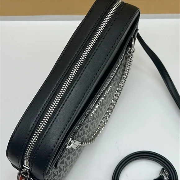 MICHAEL KORS Jet Set Lg Ombré Signature Logo EW Crossbody Body East West 
Black - Picture 5 of 16